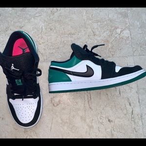 Jordan 1 Low Mystic Green